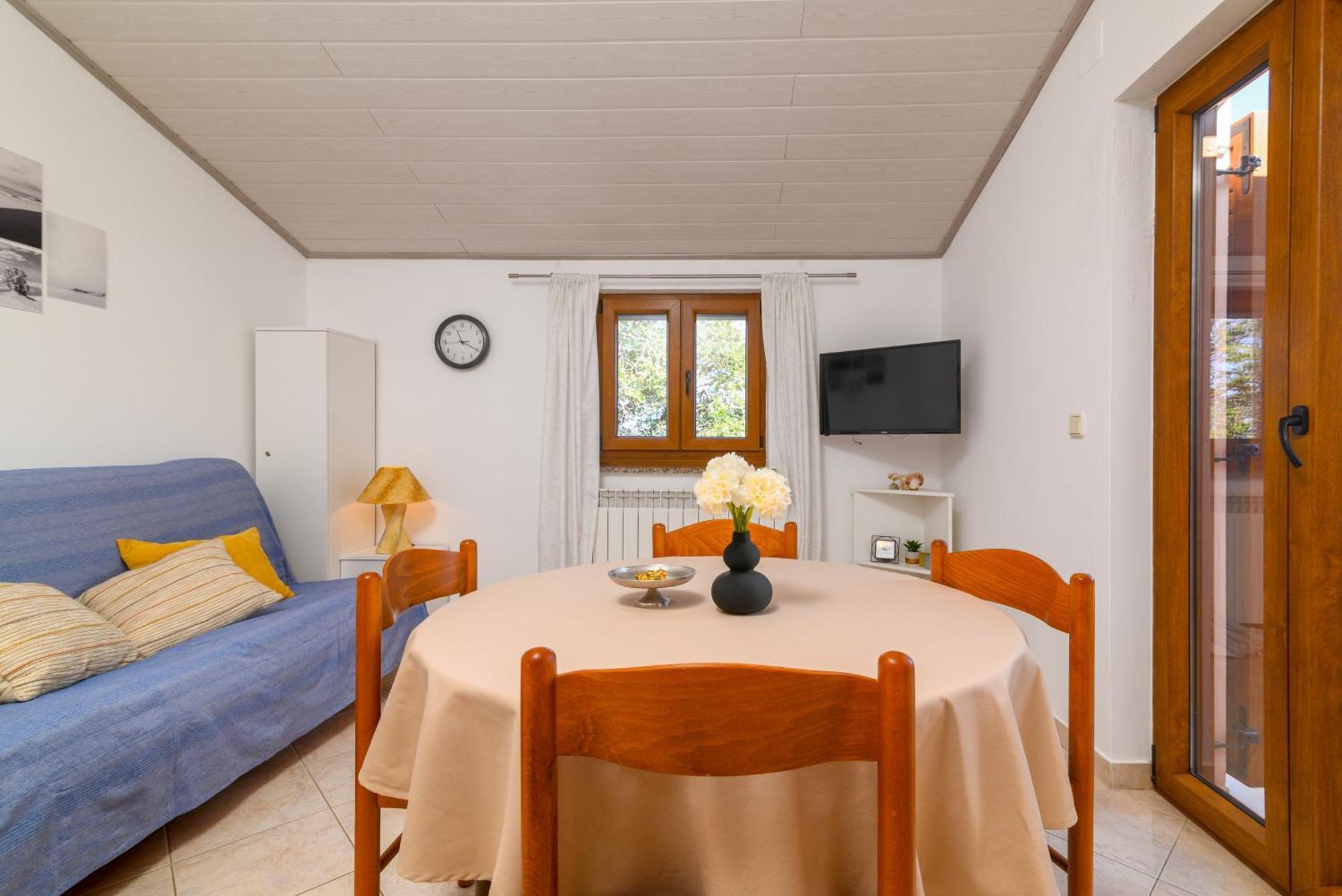 Apartments By The Sea Duga Luka - Prtlog, Labin - 2335 Phòng bức ảnh